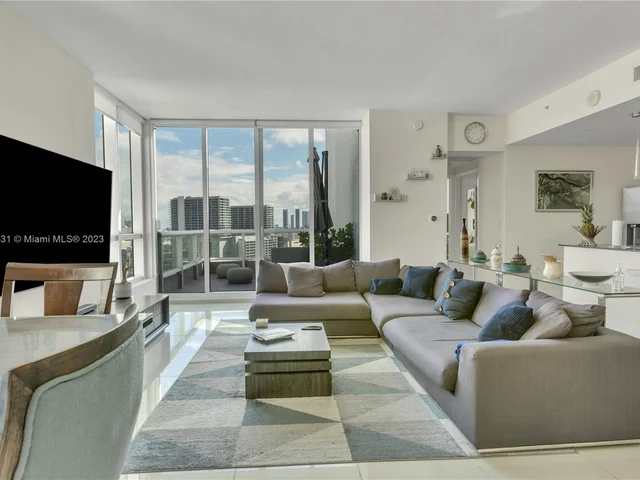 1871 NW S River Dr, Miami FL 33125