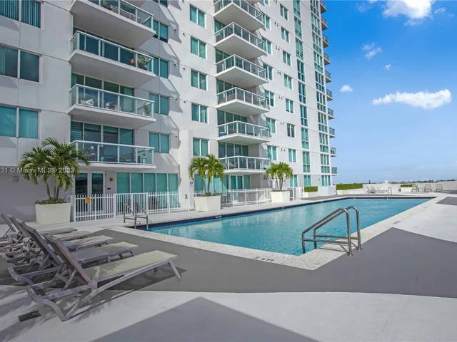 1871 NW S River Dr, Miami FL 33125