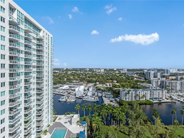 1871 NW S River Dr, Miami FL 33125