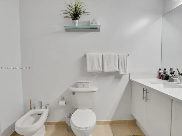 1871 NW S River Dr, Miami FL 33125