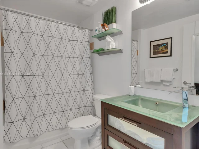 1871 NW S River Dr, Miami FL 33125