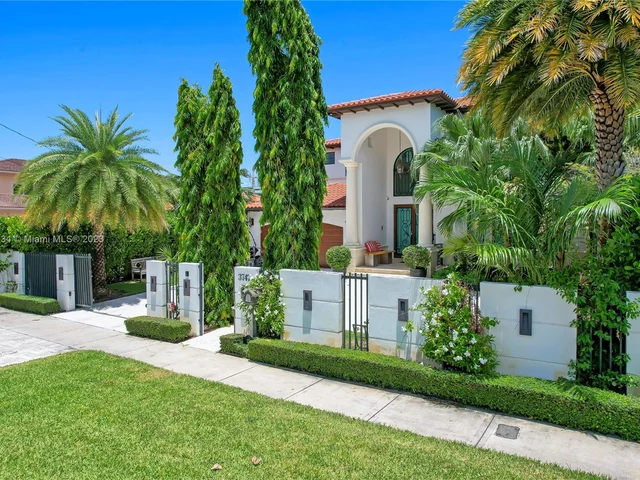 3747 Prairie Ave, Miami Beach FL 33140