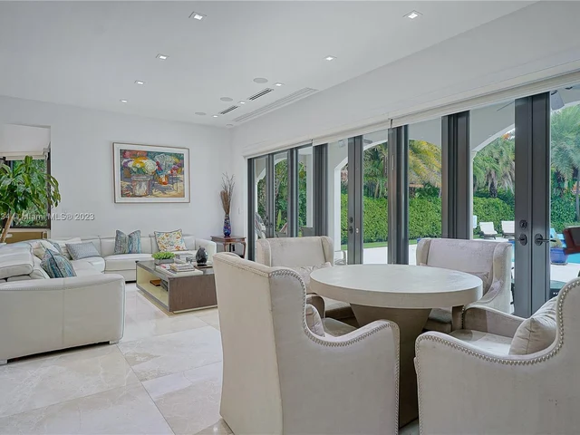 3747 Prairie Ave, Miami Beach FL 33140