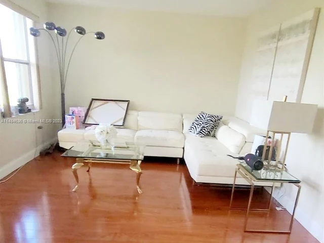 15291 SW 18th St, Miramar FL 33027