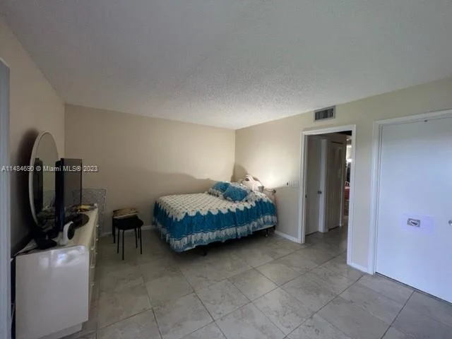 101 SW 132nd Way # 304J, Pembroke Pines FL 33027