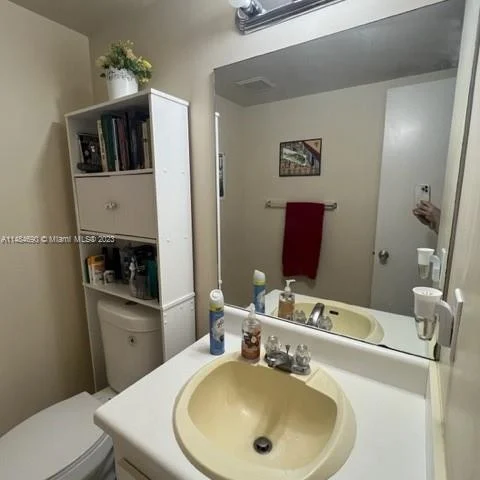 101 SW 132nd Way # 304J, Pembroke Pines FL 33027