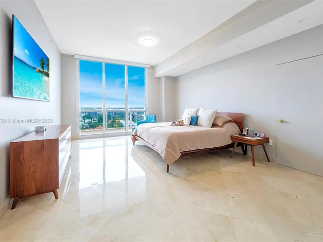 9559 Collins Ave, Surfside FL 33154