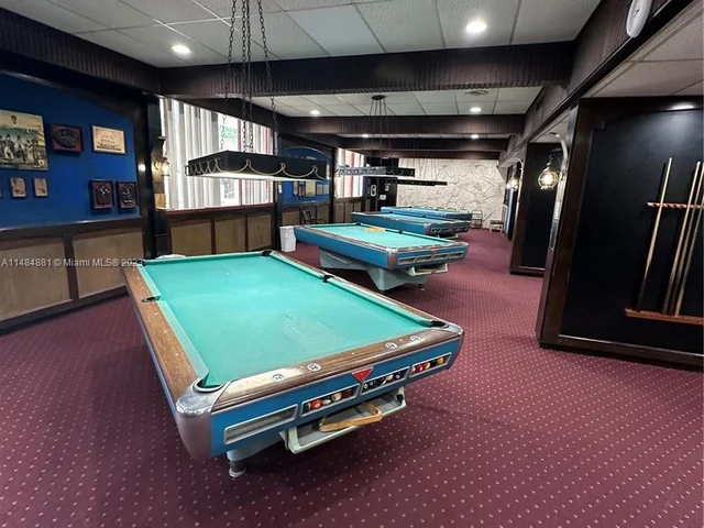 2851 Leonard Dr # J106, Aventura FL 33160