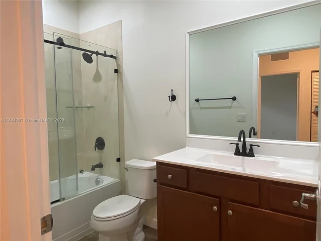 3420 W 92nd Pl, Hialeah FL 33018