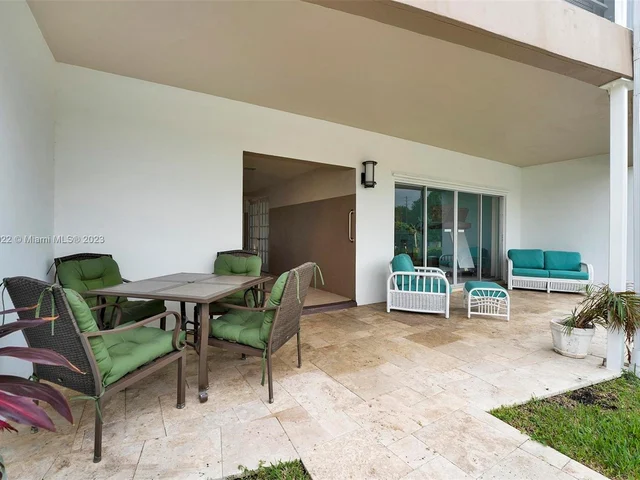 701 NE Harbour Ter # 205, Boca Raton FL 33431