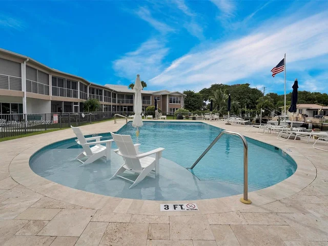 701 NE Harbour Ter # 205, Boca Raton FL 33431