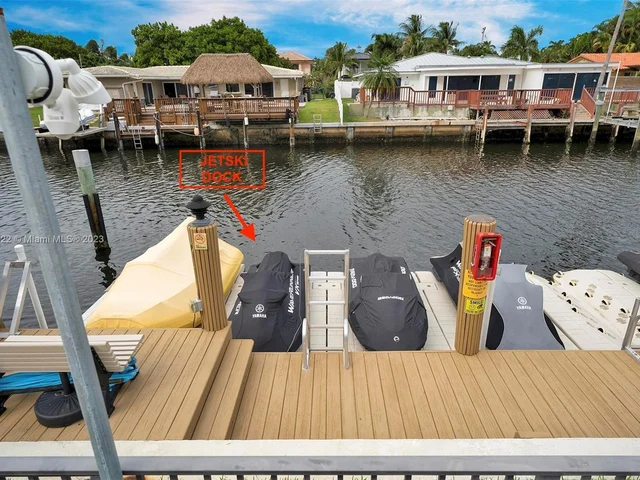 701 NE Harbour Ter # 205, Boca Raton FL 33431