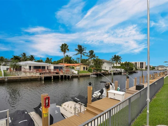 701 NE Harbour Ter # 205, Boca Raton FL 33431