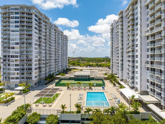 18041 Biscayne Blvd # 1902, Aventura FL 33160