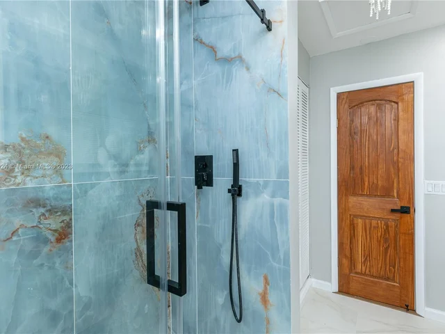 1507 Harding St, Hollywood FL 33020