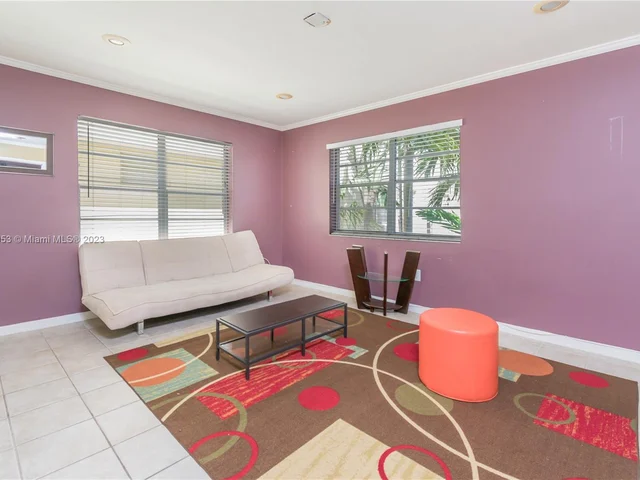 1337 Euclid Ave # 207, Miami Beach FL 33139