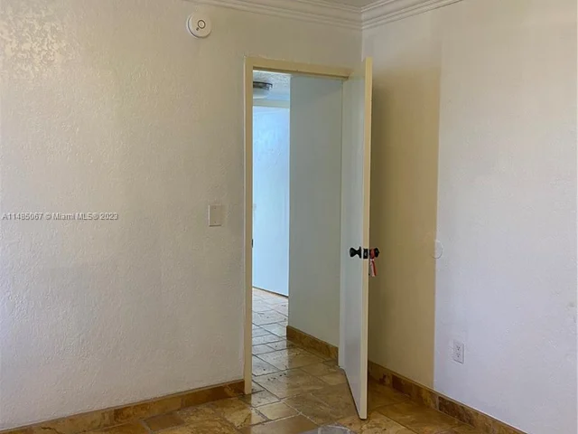 2350 NE 135th St # 1503, North Miami FL 33181