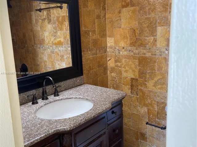 2350 NE 135th St # 1503, North Miami FL 33181