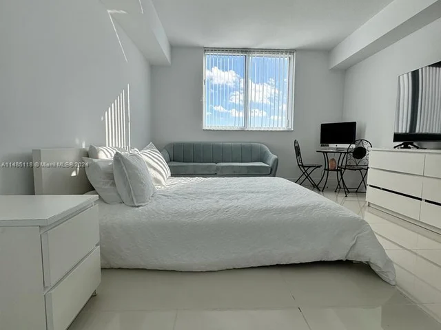 1861 NW S River Dr # 2507, Miami FL 33125