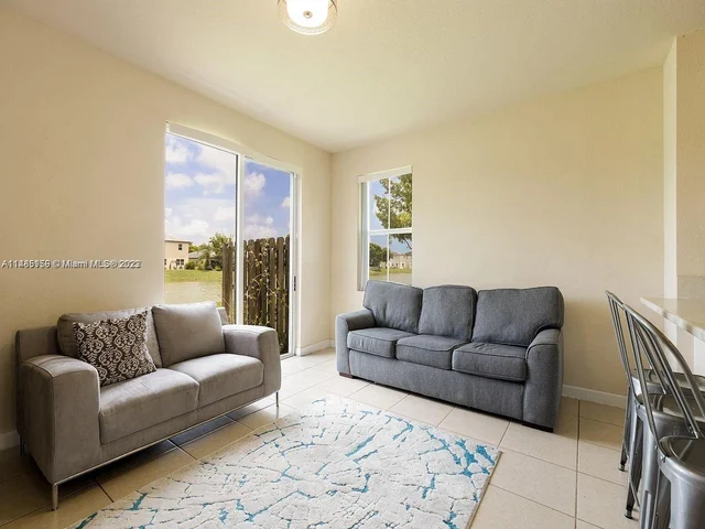 112 SE 28th Ter # 13, Homestead FL 33033