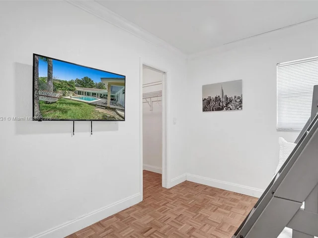 4020 NW 101st Dr, Coral Springs FL 33065