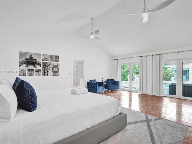 4020 NW 101st Dr, Coral Springs FL 33065