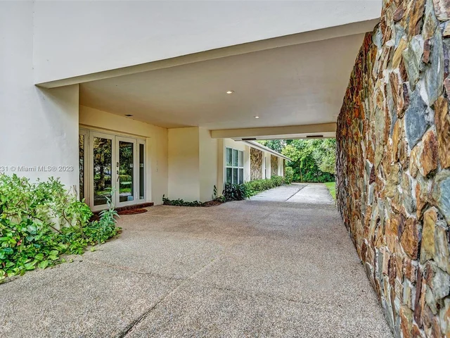 4020 NW 101st Dr, Coral Springs FL 33065