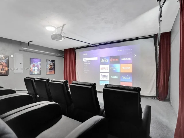 4020 NW 101st Dr, Coral Springs FL 33065