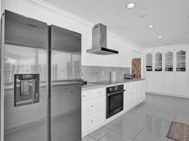 4020 NW 101st Dr, Coral Springs FL 33065