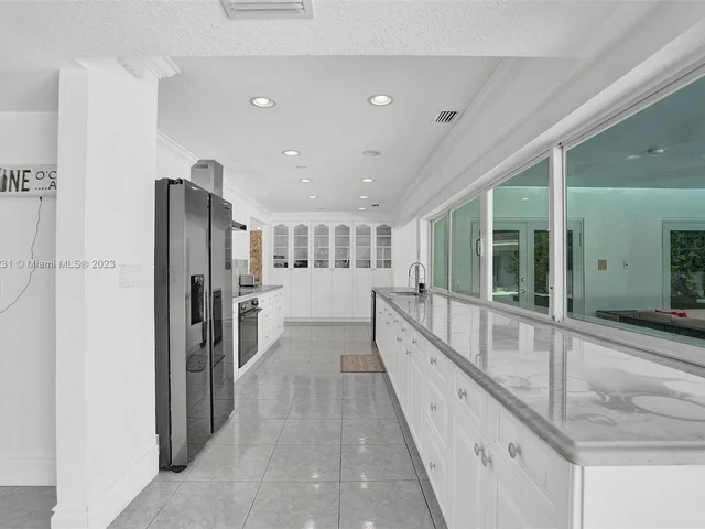 4020 NW 101st Dr, Coral Springs FL 33065