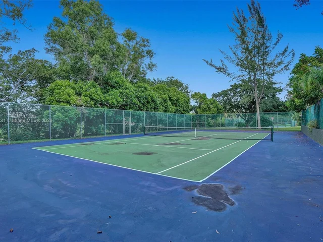 4020 NW 101st Dr, Coral Springs FL 33065