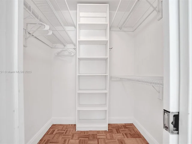 4020 NW 101st Dr, Coral Springs FL 33065