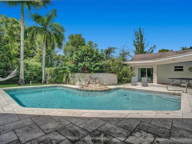 4020 NW 101st Dr, Coral Springs FL 33065