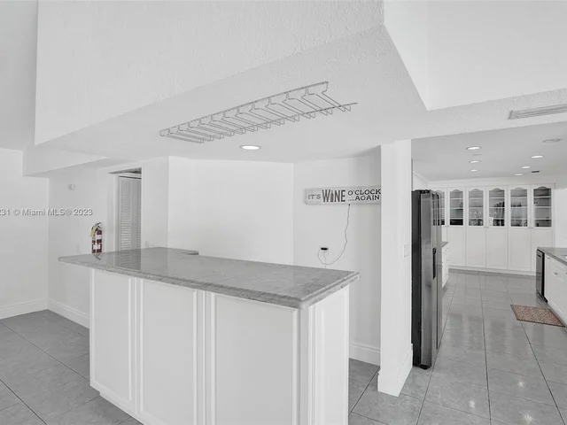 4020 NW 101st Dr, Coral Springs FL 33065