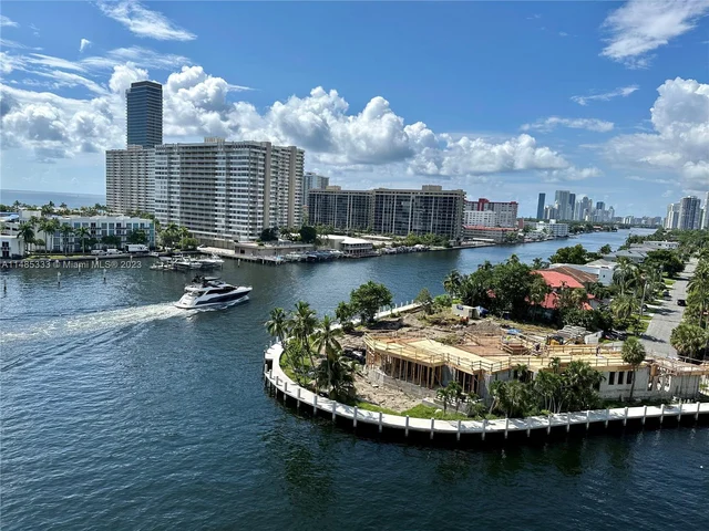 121 Golden Isles Dr # 607, Hallandale Beach FL 33009