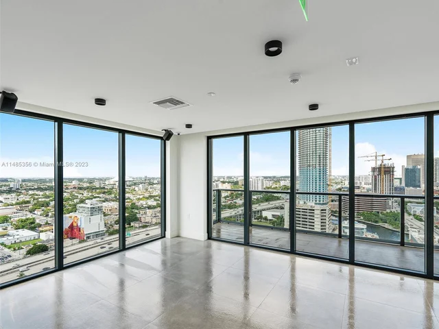 239 SW 9 # 2003, Miami FL 33130