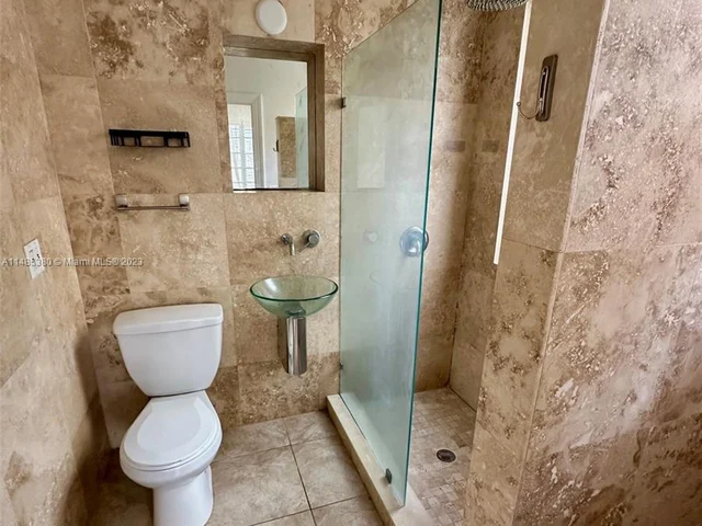 934 16th St # 5, Miami Beach FL 33139