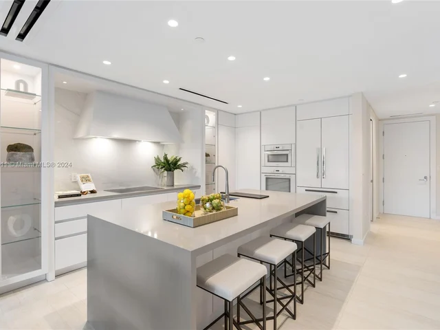 200 SE Mizner Blvd # 406, Boca Raton FL 33432