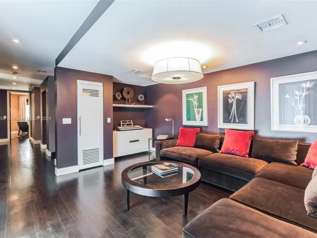 215 Water Way # 215, Miami Beach FL 33141