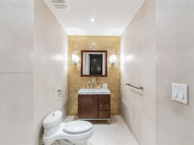 215 Water Way # 215, Miami Beach FL 33141