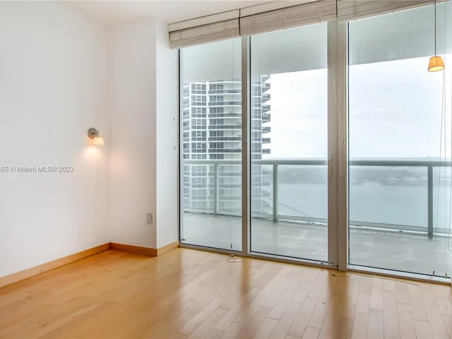 450 Alton Rd # 2903, Miami Beach FL 33139