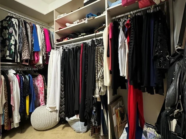 2000 Island BLVD Island Blvd # 305, Aventura FL 33160