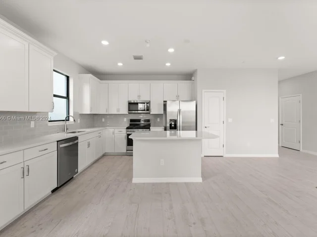 4492 Tacoma Park Dr # 4492, Oakland Park FL 33309