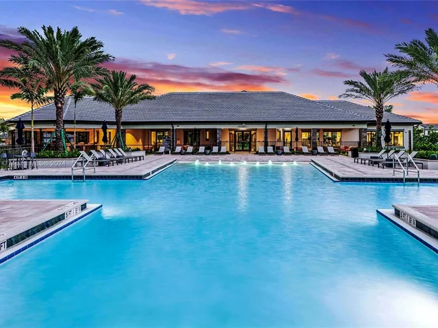 4492 Tacoma Park Dr # 4492, Oakland Park FL 33309