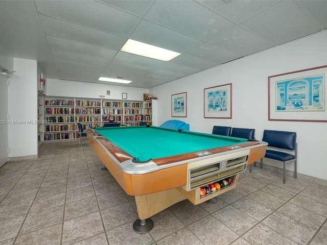 20500 W Country Club Dr # 501, Aventura FL 33180