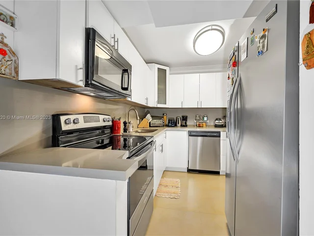 20500 W Country Club Dr # 501, Aventura FL 33180