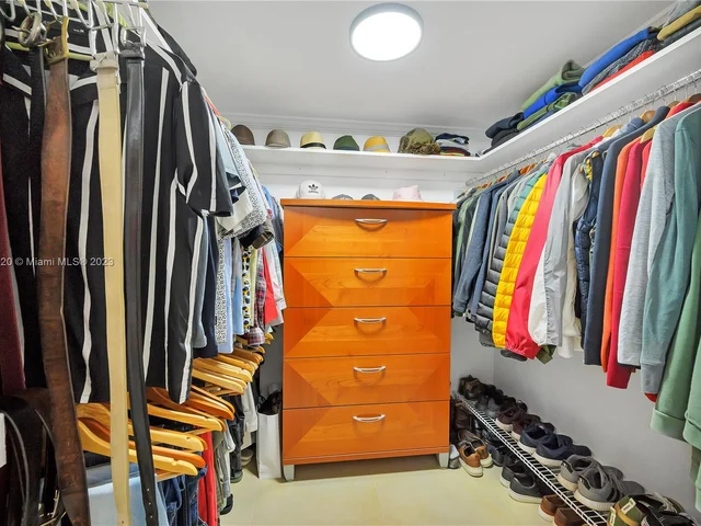 20500 W Country Club Dr # 501, Aventura FL 33180