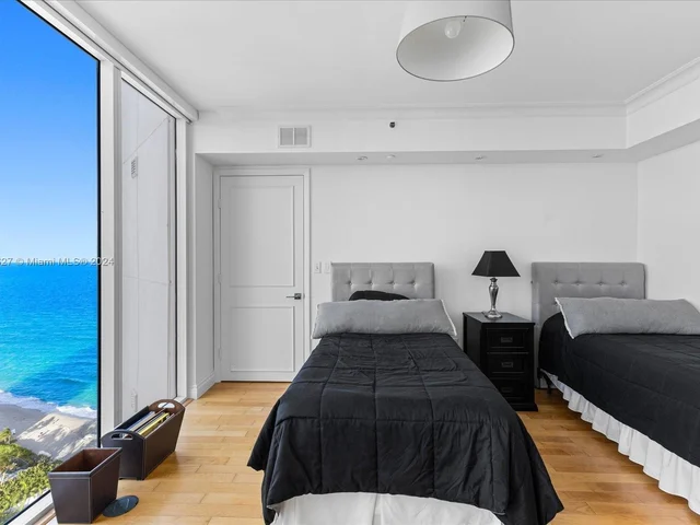 19333 E Collins Ave # 2302, Sunny Isles Beach FL 33160