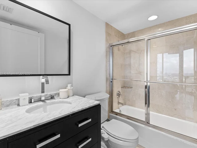 19333 E Collins Ave # 2302, Sunny Isles Beach FL 33160