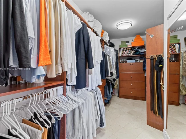 19333 E Collins Ave # 2302, Sunny Isles Beach FL 33160